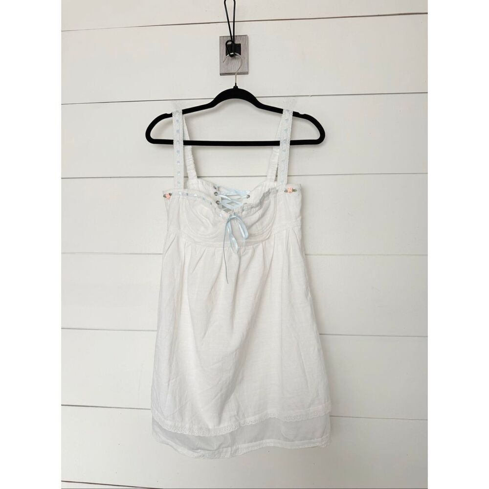 Strangers & Lovers Women’s Medium White Corset Back Sweetheart Neckline Dress